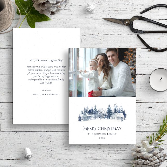 Cartão De Festividades Paisagem Azul da Vila de inverno de Natal (Criador carregado)