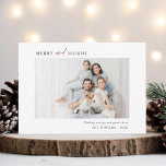 Cartão De Festividades Paisagem de Fotografias Simples de Feliz e Família<br><div class="desc">Natal moderno e simples | cartão com fotos de férias com padrão verde e branco do pinho no verso. Para personalização mais avançada deste design,  clique no BOTÃO FERRAMENTA DESIGN AZUL para alterar a fonte,  o tamanho e a cor.</div>