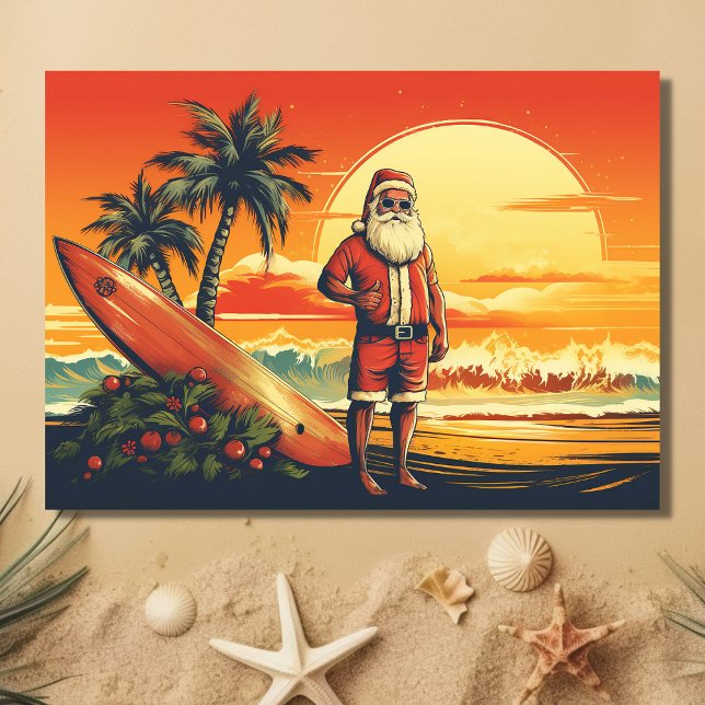 Cartão De Festividades Papais noeis e Surfboard Retro Surfing Beach (Front - Santa and Surfboard Retro Surfing Beach Christmas Holiday Card)