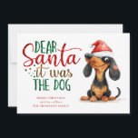 Cartão De Festividades Papais noeis Engraçados De Dachshund Foi Natal De<br><div class="desc">Engraçado Dachshund Caros Papais noeis Era O Natal Dos Cachorros. Divertimento festivo para os teus desejos de férias, com este design divertido com um cão-magricela com queijo no chapéu do Pai Natal. A citação é não editável e tem um efeito de falha. Personalize facilmente sua saudação e seu nome embaixo....</div>