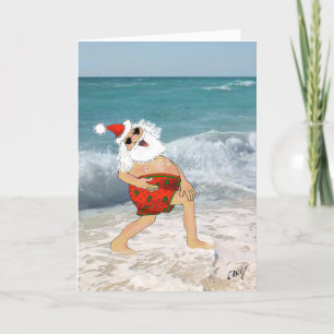 Cartão De Festividades Papais noeis patinando na praia em troncos de nata