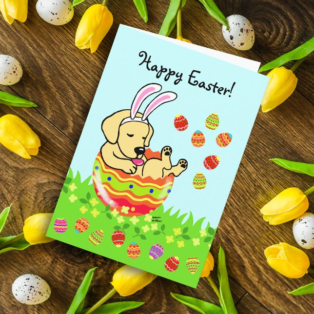 Cartão De Festividades Páscoa Amarelo de Ovo Labrador (Easter Egg Yellow Labrador Puppy card featuring cute Labrador Cartoon in the colorful Easter egg.)