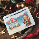 Cartão De Festividades Peach Love Christmas Papais noeis Beach<br><div class="desc">Este design pode ser personalizado na área fornecida pela alteração da foto e/ou do texto. Ou pode ser personalizado clicando em Personalizar este Modelo e, em seguida, escolhendo o clique para personalizar mais a opção e excluir ou alterar a cor do plano de fundo, adicionar texto, alterar a cor ou...</div>