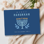 Cartão De Festividades Pequeno e simples velas de menorah azul feliz Hanu<br><div class="desc">Se precisar de mais alguma personalização,  por favor,  sinta-se à vontade para me enviar uma mensagem em yellowfebstudio@gmail.com.</div>