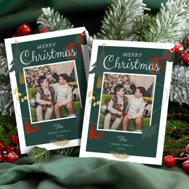 Cartão De Festividades Photos Christmas Family Magic Green Red Holiday (Photos Christmas Family Magic Green Red Holiday Modern holiday greeting card )