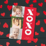 Cartão De Festividades placa de dia de os namorados multifoto da xoxo<br><div class="desc">Este dia de os namorados vertical multifotografia de Stacey Meacham apresenta grandes tipos de xoxo vermelho e branco,  com corações no o.</div>