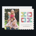 Cartão De Festividades Placa de Dia de os namorados XOXO Bloqueada por Co<br><div class="desc">Uma placa de Dia de os namorados divertida com um design tipográfico colorido e ousado.</div>