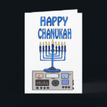 Cartão De Festividades Placa de saudação de rádio Feliz Chanukah Ham<br><div class="desc">Aqui está um cartão Chanukah para os judeus Hams enviarem para seus companheiros Hams, amigos ou família. Você pode personalizar isso com seu nome e sinal de chamada. Você também pode mudar a saudação de dentro se quiser que a placa tenha uma mensagem diferente. ( Temos uma menorah de 9...</div>