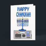 Cartão De Festividades Placa de saudação de rádio Feliz Chanukah Ham<br><div class="desc">Aqui está um cartão Chanukah para os judeus Hams enviarem para seus companheiros Hams, amigos ou família. Você pode personalizar isso com seu nome e sinal de chamada. Você também pode mudar a saudação de dentro se quiser que a placa tenha uma mensagem diferente. ( Temos uma menorah de 9...</div>