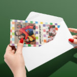 Cartão De Festividades Quadro de Verificação Colorido Brilhante 2 Foto Ma<br><div class="desc">Cheio e brilhante, este cartão de feriado vertical fino com padrão de tabuleiro de xadrez apresenta duas fotos e texto fácil de personalizar. O backer continua o padrão e tem muito espaço para uma mensagem de atualização mais longa para enviar a amigos e familiares. Use o botão Design de Edição...</div>