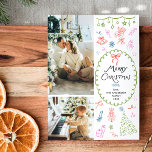 Cartão De Festividades Quirky Hand Desenhou Feliz Natal 2 Foto<br><div class="desc">Compartilhe seus desejos mais calorosos com este cartão personalizado de férias de 2 fotos. Apresentando uma cena de inverno aconchegante com emblema e verde, é a maneira perfeita de mostrar suas memórias familiares favoritas. **Notas: Imagem Superior - Foto Vertical preferida & para Imagem Inferior - Foto Horizontal Preferencial (Use a...</div>