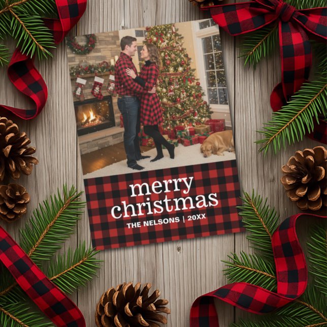 Cartão De Festividades Red and Black Buffalo Plaid Merry Christmas Photo  (Criador carregado)