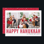 Cartão De Festividades Red Typografia Photo Collage Happy Hanukkah<br><div class="desc">Feliz Hanukkah! Placa plana personalizável de colagem de fotos do Hanukkah,  com tipografia simples vermelha e padrão de neve. Personalize adicionando três fotos,  nomes,  ano e outros detalhes. Esta placa simples moderna de Hanukkah está disponível em outras cores e estoque de papelão.</div>