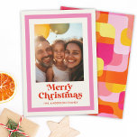 Cartão De Festividades Retro Feliz Natal Rosa Quadro 1 do Arco-Íris Foto<br><div class="desc">Mande vibrações festivas com nosso cartão de feriados felizes do arco-íris! Apresentando um quadro cor-de-rosa e um design abstrato ousado,  é a maneira perfeita de mostrar sua foto favorita e espalhar o estilo de animação de feriado!</div>