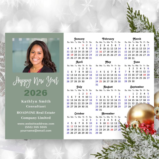 Cartão De Festividades Sage Green 2026 Calendar Business Photo Simple (Criador carregado)