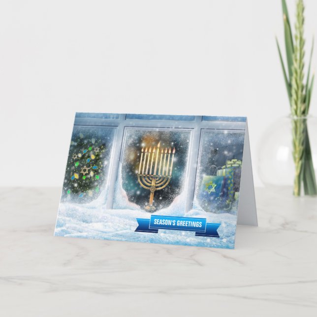 Cartão De Festividades Saudações da temporada. Cena de Neve com Menorah (Frente)
