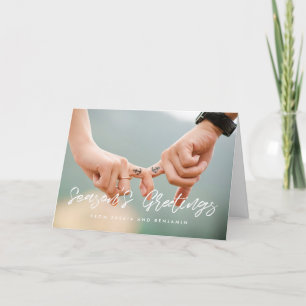 Cartão De Festividades Saudações de fim de ano em fonte branca moderna