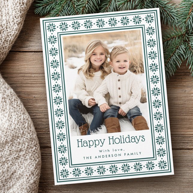 Cartão De Festividades Scandinavian stars green border Happy Holidays (Scandinavian stars green border Happy Holidays Holiday Card)