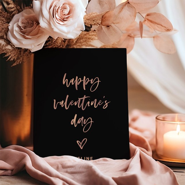 Cartão De Festividades Script Rosa Dourado Preto e Preto | Namorados card (An elegant black Valentine's Day card with casual faux rose gold script and a heart)