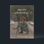 Cartão De Festividades Simples Natal Verde Moderno<br><div class="desc">Um cartão de Natal moderno com "natal alegre" em uma fonte serif simples sobre sua foto favorita. O verso tem sua mensagem personalizada sobre um fundo verde escuro.</div>