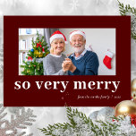 Cartão De Festividades So Very Merry Red Modern Burgundy Family Photo<br><div class="desc">So Very Merry Red Gold Modern Burgundy Family Photo Holiday Card. Send customizable and personalized holiday greetings to friends,  colleagues and family in simple,  chic,  elegant and modern photo design festive,  natural minimalist style cards! Below the calligraphy features your custom greeting message in modern typography.</div>
