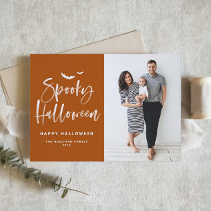Cartão De Festividades Spookeen Halloween Brush Lettering Orange Photo