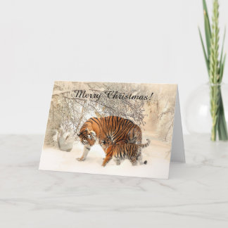 Cartão De Festividades Tigre bebê e mãe Tigre em uma floresta nevada
