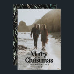 Cartão De Festividades Tipografia botânica de coloração aquática elegante<br><div class="desc">Cheio moderno sangrou foto elegante rústica,  crosta aquosa,  cor seca,  cor botânica,  cor mutada,  cor mutada,  cartão de Natal de Natal. Verde-sábio,  verde-caçador,  preto,  branco e castanho moderno na via colorida.</div>