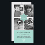 Cartão De Festividades Tipografia Decorativa Aqua Star de David Hanukkah<br><div class="desc">Uma estrela grande de cor aqua de David é a peça focal deste cartão com fotos de Chanucá. A estrela impressão no centro de quatro de suas próprias fotografias a cor ou preto-e-branco. As palavras "O Festival das Luzes" dentro a estrela com espirais dentro e radiando para fora da estrela...</div>