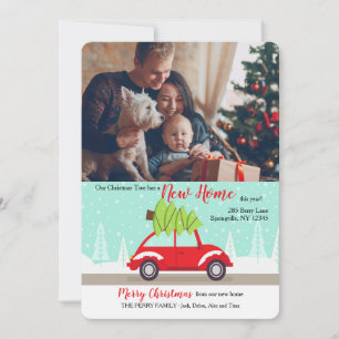 Cartão De Festividades Trazendo a placa de Natal para a casa da árvore