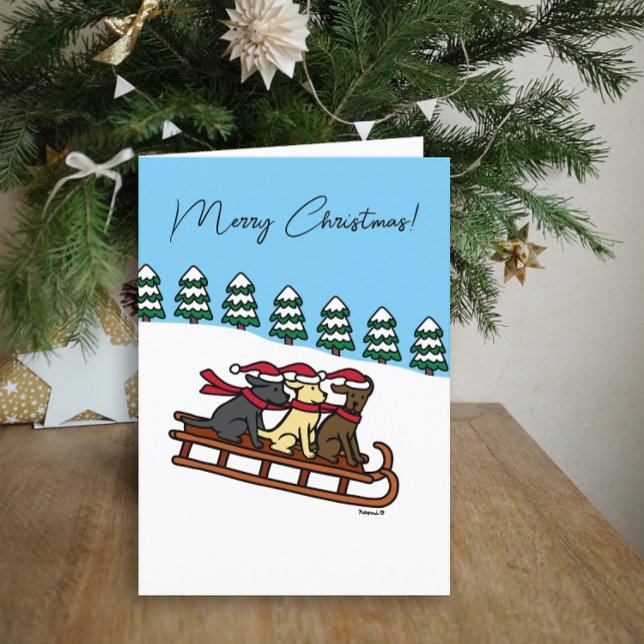 Cartão De Festividades Três Labradores Trenó Deslizando Vista Neve (Three Labradors Sled Sliding Design Christmas Card for Labrador Owners.  Snow View Background.)