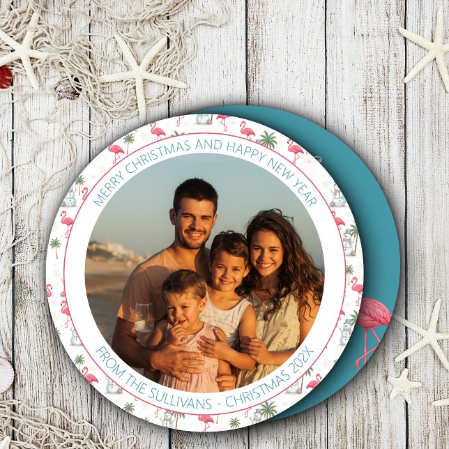 Cartão De Festividades Tropical Christmas Pink Flamingo Family Photo (Coastal Christmas Card round, with pink flamingos and aqua background
)