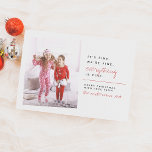 Cartão De Festividades Tudo Está Bem | Foto de Natal engraçada<br><div class="desc">Está tudo bem. Estamos bem. Está tudo bem! Um cartão com fotos de feriado iluminado com uma fotografia personalizada, uma tipografia mínima e uma escrita manual. O reverso apresenta um padrão desenhado manualmente de árvores de Natal, mitenes, cana-de-açúcar, veado, robins, sagrado, pinheiro, e muito mais! Adicione seu texto a este...</div>