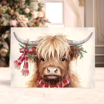 Cartão De Festividades Vaca do Planalto Festivo com Xadrez<br><div class="desc">Celebre o feriado com nossa Vaca Festiva Highland com Xadrez Scarf Holiday Card! Esta carta encantadora apresenta uma ilustração encantadora de uma vaca de planalto adornada com um cachecol xadrez acolhedor e verde festivo, capturando o espirito e animador espírito do Natal. Perfeito por compartilhar desejos alegres com amigos e familiares,...</div>