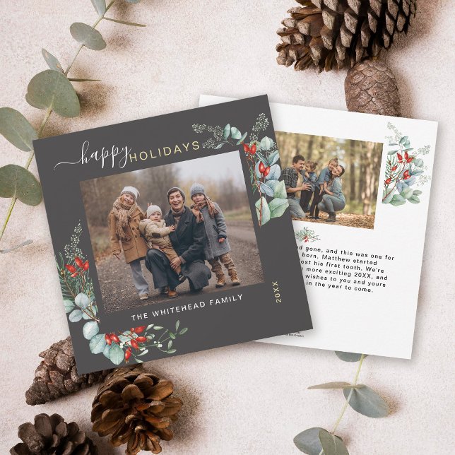 Cartão De Festividades Verde Botânico Cinza Escuro Elegante de Aquarela (You will love these beautiful Christmas cards! They feature botanical watercolor pine and berries.)