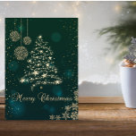 Cartão De Festividades Verde elegante, Árvore de Natal Dourada Faux, Floc<br><div class="desc">Árvore de Natal de ouro,  bolas e flocos de neve em fundo verde fazem disso um cartão de Natal ou cartões de natal perfeito para amigos e familiares.</div>