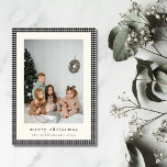 Cartão De Festividades Vintage Black Xadrez Vertical Photo Christmas<br><div class="desc">Cartão de Férias Vertical de Natal para Xadrez Gingham Preto Vintage</div>