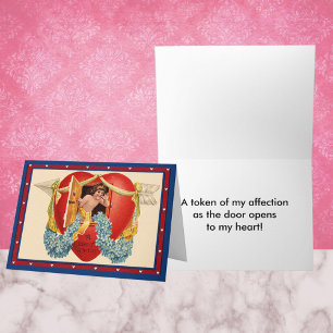 Cartão De Festividades Vintage Cupid Token of Affection in a House Heart