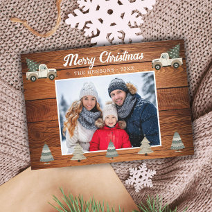 Cartão De Festividades Vintage Wood Christmas Tree on Truck Family Photo