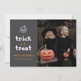 Cartão De Festividades Whimsical Trick or Treat Script Halloween Photo