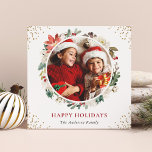 Cartão De Festividades Winter Floral Dourado Confetti 2 Photo Square Happ<br><div class="desc">Este charmoso cartão quadrado apresenta uma mistura de flores de inverno e um elegante confete de ouro, que encapsula perfeitamente o espírito das férias. Mostre duas das suas carinhosas fotos de feriado, fazer que guarde seus entes queridos tesouros. Com o download digital, você pode compartilhá-lo com seus amigos e familiares...</div>