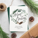 Cartão De Festividades Winter Nature | Watercolor Wreath Christmas<br><div class="desc">Envie cartões de natal para amigos e família em cartões simples, chic, elegantes e modernos, não-fotodesign festivos, naturais, de cor natural! Uma bela faixa de cor-de-água verde macia pintada (pinheiro, eucalipto, samambaia), apresentando um bonito cone de pinhal castanho na frente. O meio apresenta a saudação de "natal alegre" em tipografia...</div>