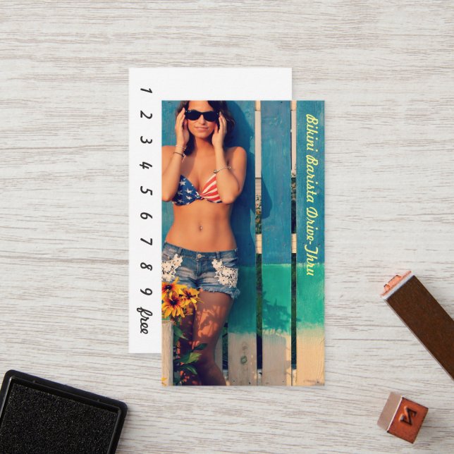 Cartão De Fidelidade Foto Bikini Barista Drive-Thru EUA Sinalizador Per (Frente/Verso In Situ)