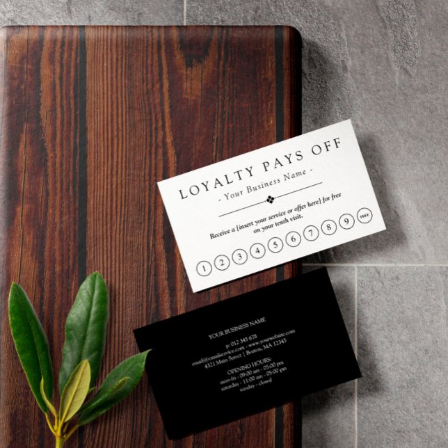 Cartão De Fidelidade Placa inicial de lealdade a preto e branco minimal (Criador carregado)