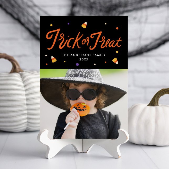 Cartão de Foto de Halloween 'Trick or Treat' com B (Criador carregado)