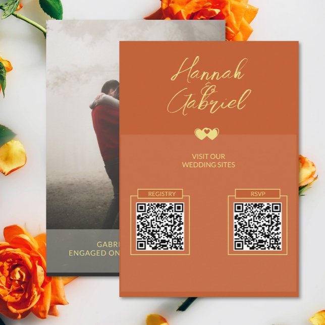 Cartão de Gabinete de Cd De Foto Dourado Terracott (The front and back of the Terracotta Gold wedding enclosure QR code card)