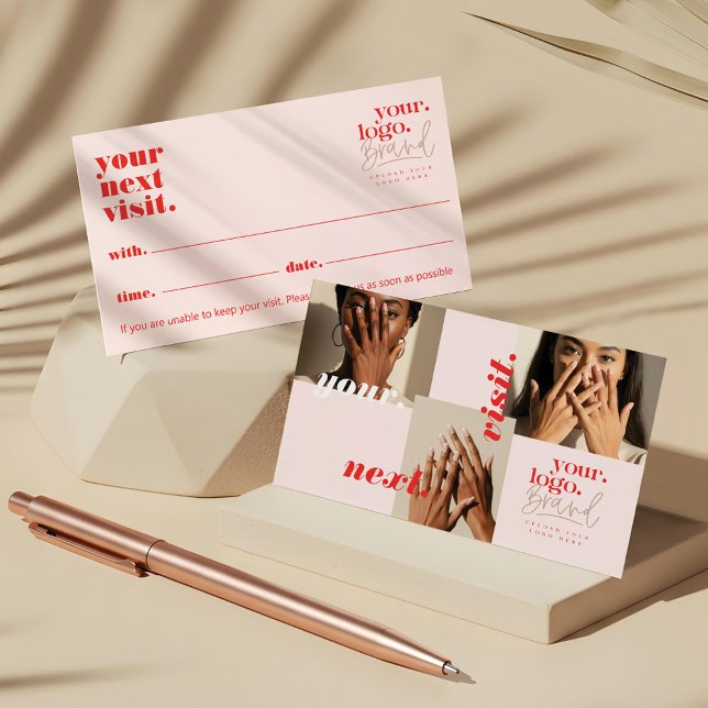 Cartão De Horário Colagem de Fotografias com Salão de Nylon Minúscul (Chic Modern Minimal Logo Nail Salon Photo Collage Appointment Card)