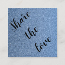 Elegante compartilha o amor brilho azul céu