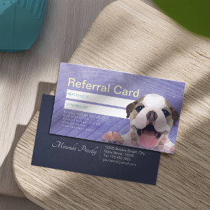 Cartão De Indicação Muito Peri Pet Care Sentado Nassando e Comprando