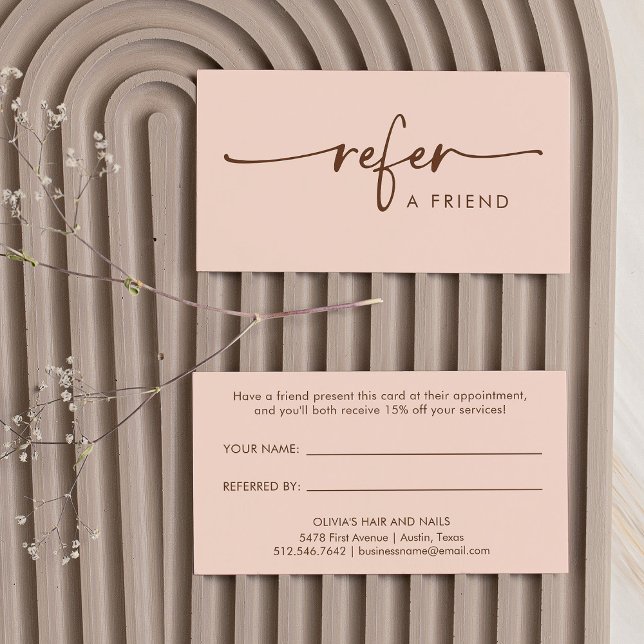 Cartão De Indicação Peach natural e Script manuscrito castanho moderno (Criador carregado)